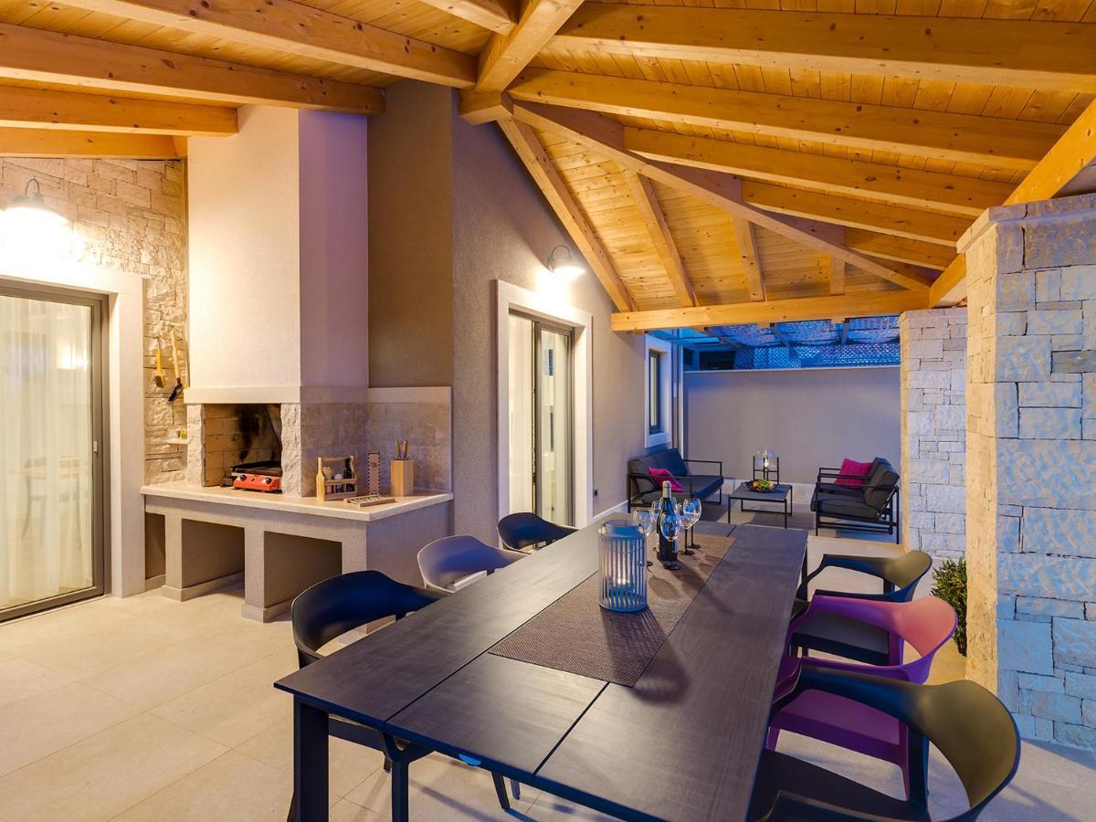 Villa Flora Vabriga Tar-Vabriga Exteriör bild