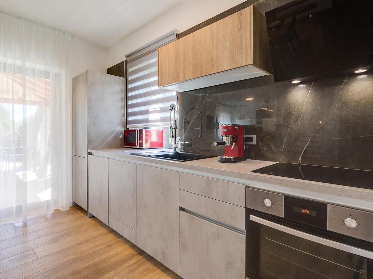 Villa Flora Vabriga Tar-Vabriga Exteriör bild